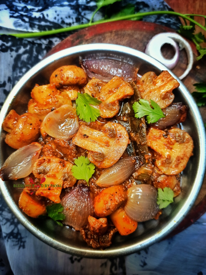 Mushroom do pyaza