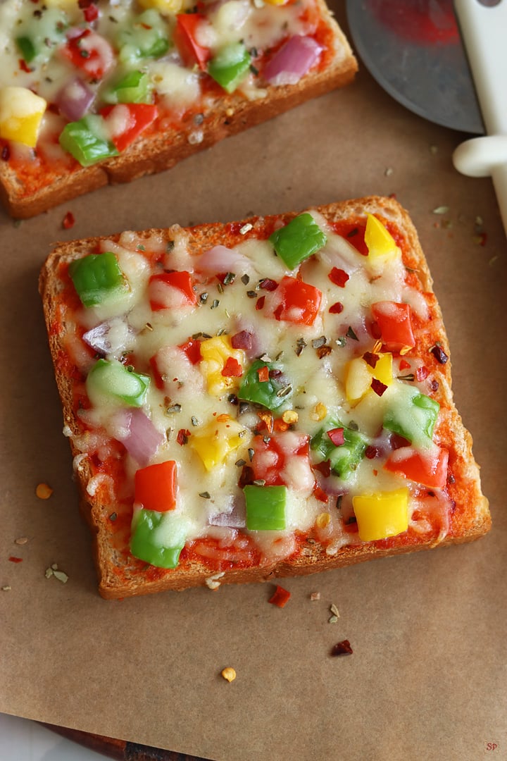 Bread Pizza
