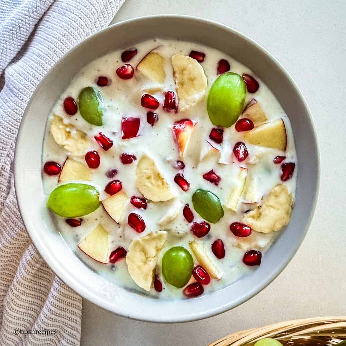 Mix fruit Raita