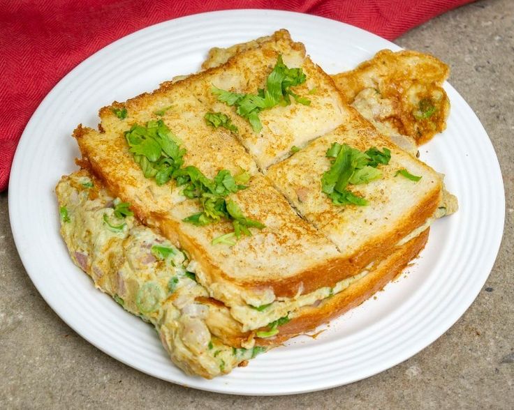 Bread with omlet