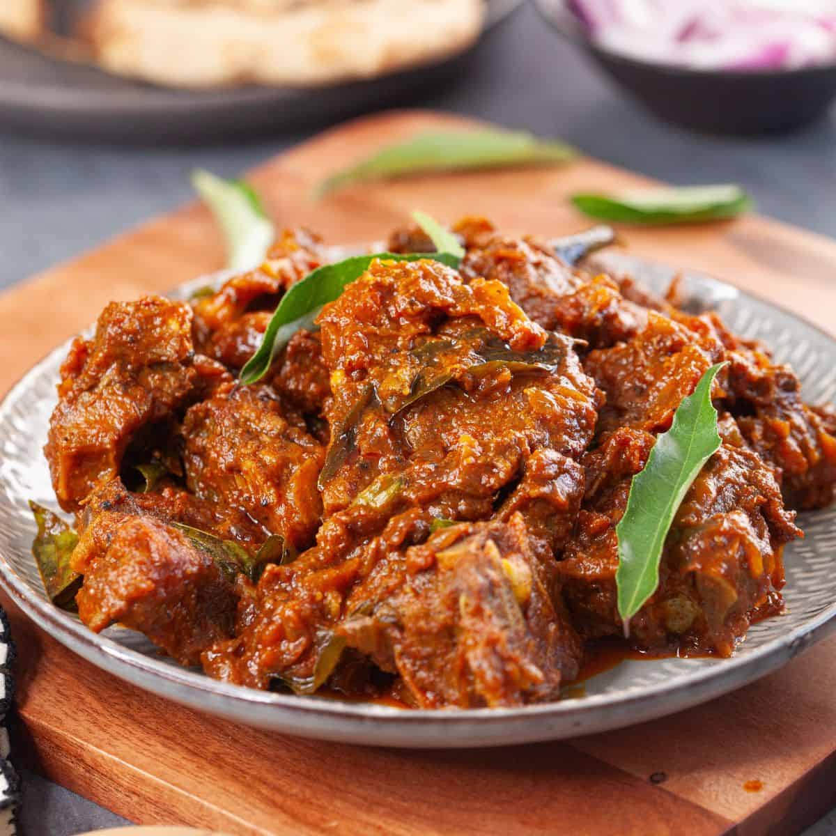 Garlic mutton chilli