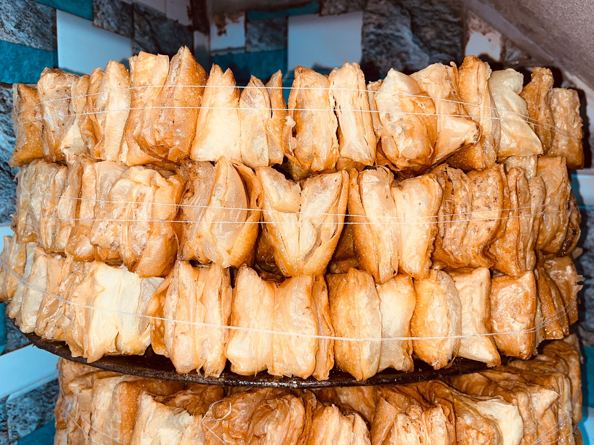 Light weight namkeenn(salt) khaja